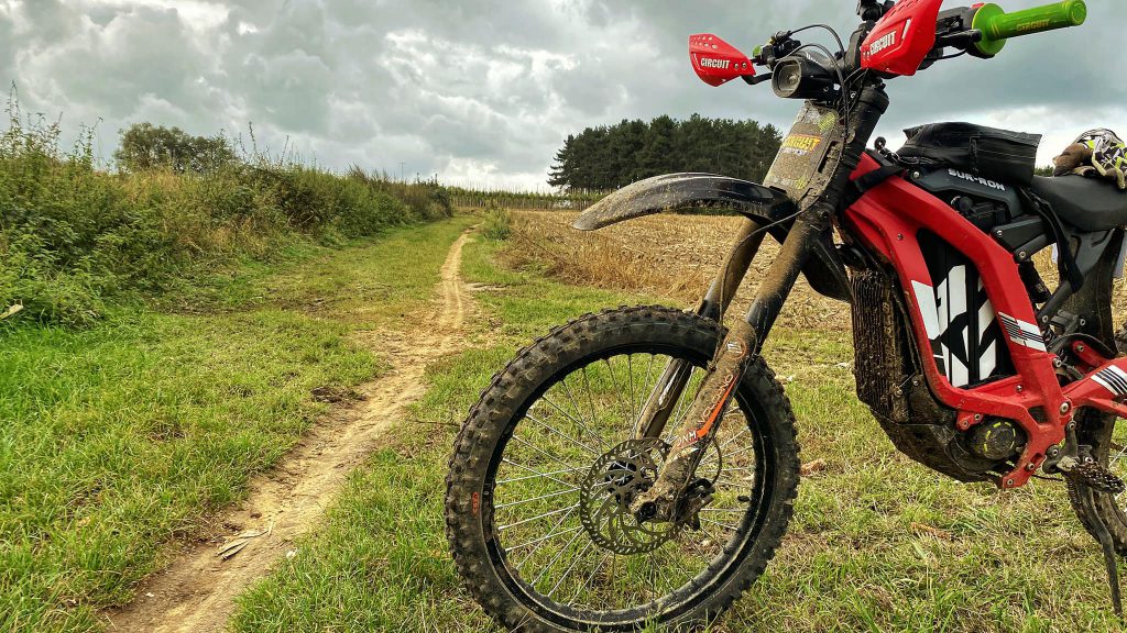 elektrisch enduro Sur-Ron Endurofun Herfstrit 13