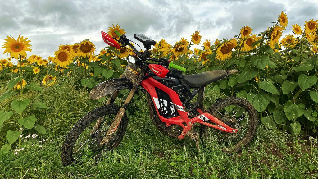 elektrisch enduro Sur-Ron Endurofun Herfstrit 14