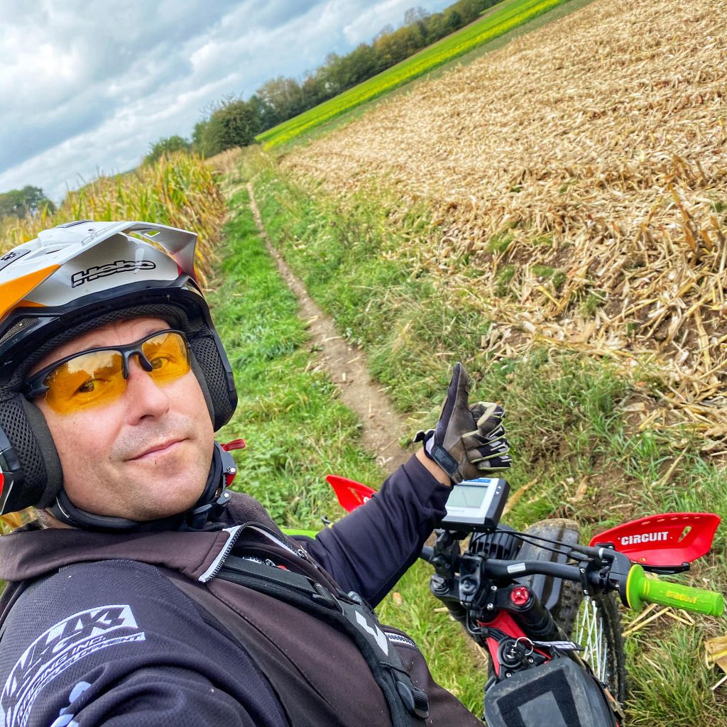 elektrisch enduro Sur-Ron Endurofun Herfstrit 7