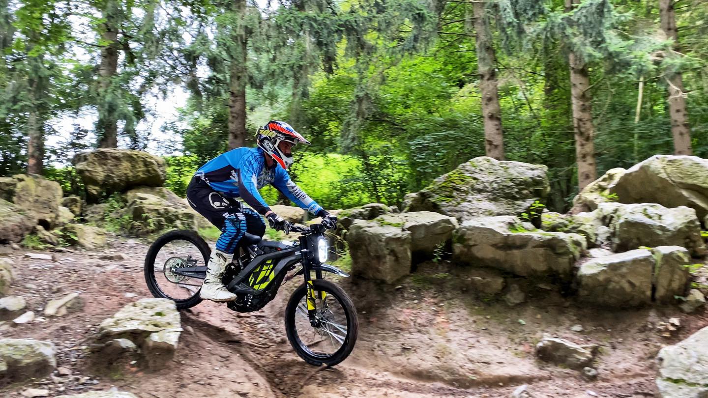 Endurofun-e-enduro bilstain vrienden uitstap 21